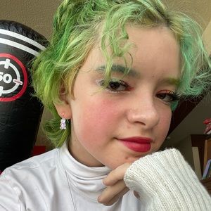 Meet your Posher, Imogen